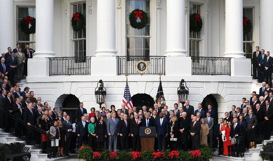 2017年12月20日，美国总统特朗普就国会通过税改法案在白宫发表讲话。
