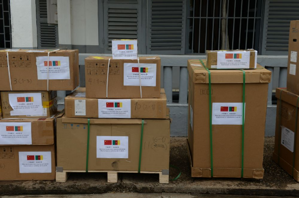 喀麦隆感谢中方捐赠一批医疗设备