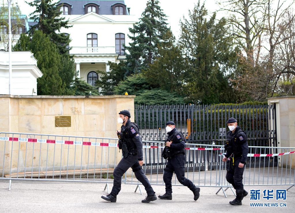 捷克宣布限制俄罗斯驻捷使馆人数