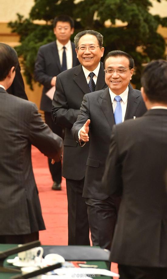 李克强到安徽团:人工智能向总理“报到”