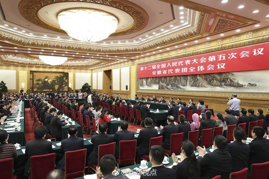 李克强到安徽团:人工智能向总理“报到”