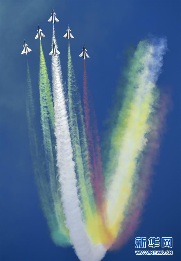 （军事）（2）空军以全盛阵容展翅长春庆祝成立70周年