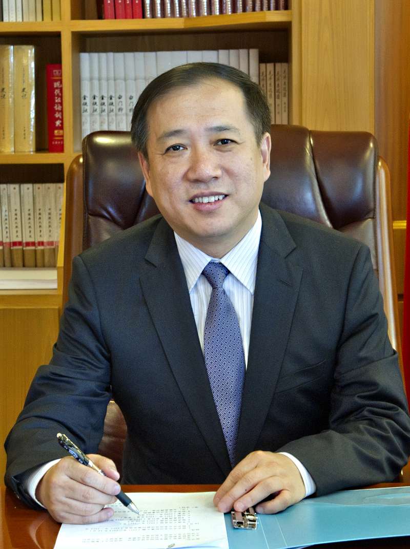 杨振斌任上海交通大学党委书记，姜斯宪因年龄原因不再担任