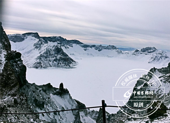 雪中天池 雪中天池