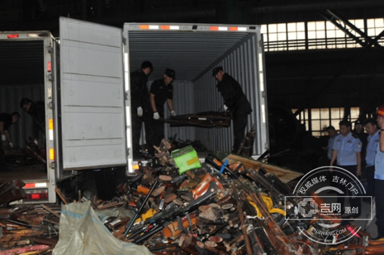 吉林省集中销毁非法枪爆物品销毁非法枪支2282支