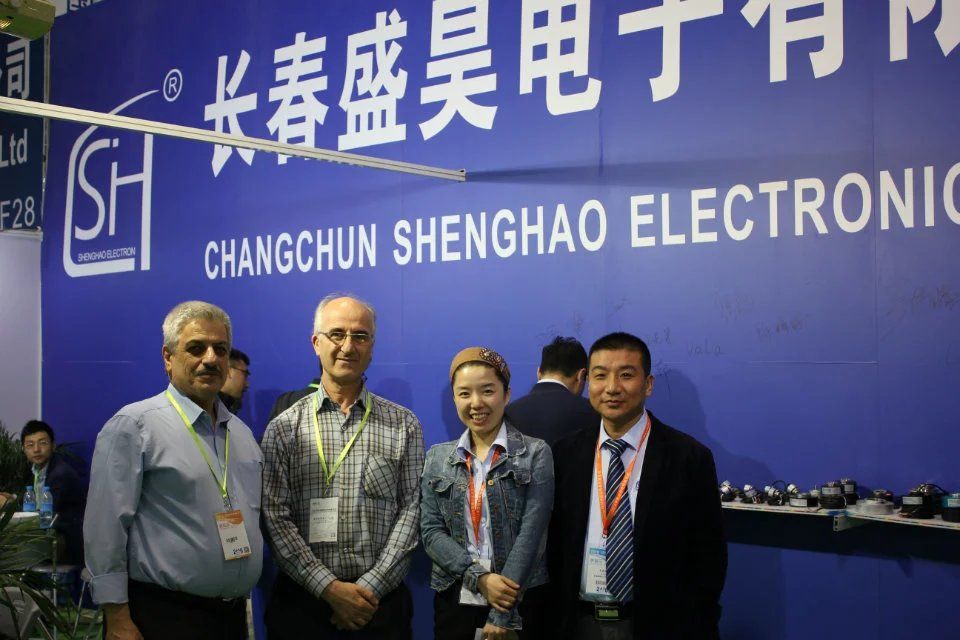 长春盛昊电子有限公司总经理于兆武和夫人李京京参加国际电梯展会