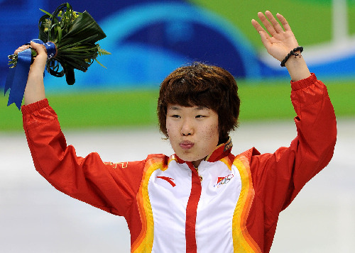 周洋是历届冬奥会中国旗手中的第三位吉林人