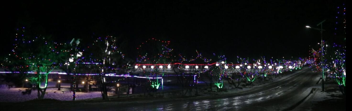 图12 龙家堡村夜景.png 图12 龙家堡村夜景.png