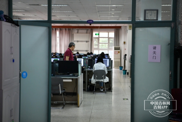 高考阅卷 预计18日结束阅卷.jpg 高考阅卷 预计18日结束阅卷.jpg