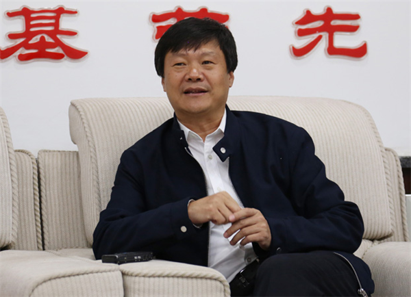 通化市委常委、梅河口市委书记王爱明答记者问 通化市委常委、梅河口市委书记王爱明答记者问