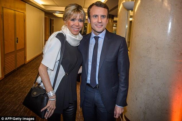 大老公25岁又怎样！法国总统马克龙时尚妻穿起来就不像64岁