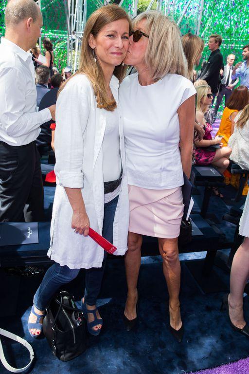 大老公25岁又怎样！法国总统马克龙时尚妻穿起来就不像64岁