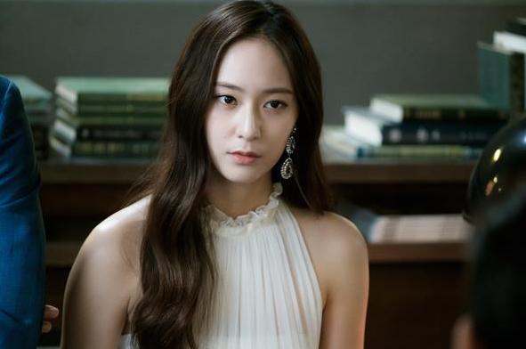 《继承者们》主演今昔对比：他们都跃升主演，除了她