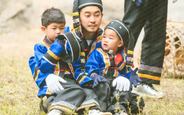 新一季《爸爸去哪儿》被叫停 背后原因是啥?