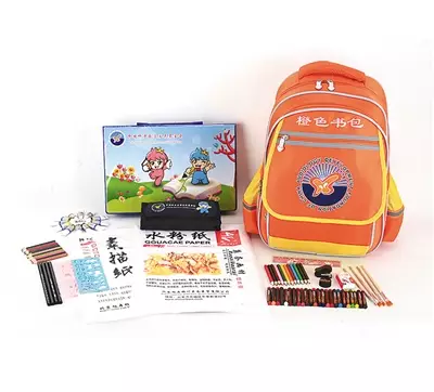 橙色书包刷屏社交媒体 只因其为听障儿童专用包