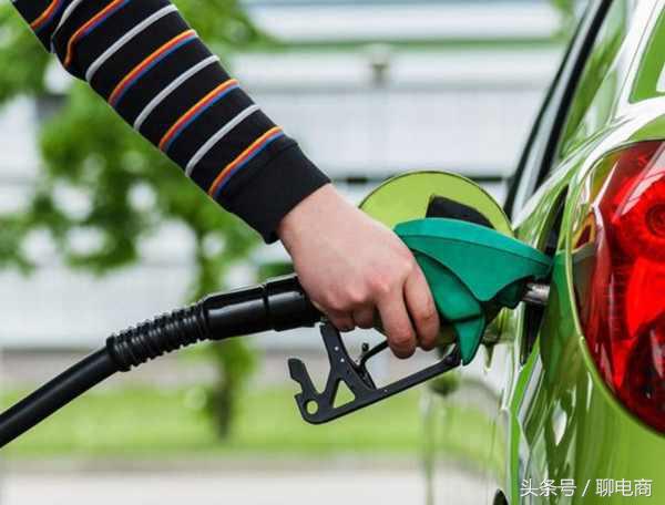 继无人超市之后！马云又一重大宣布：无人加油站来了