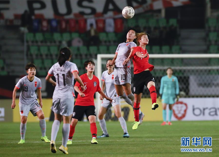 （体育）（10）足球——东亚杯：中国女足战平韩国女足