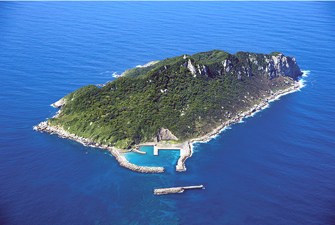 日本一怪岛不允许女人踏足 获提名为世界遗产