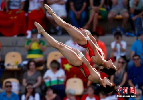 当地时间 当地时间