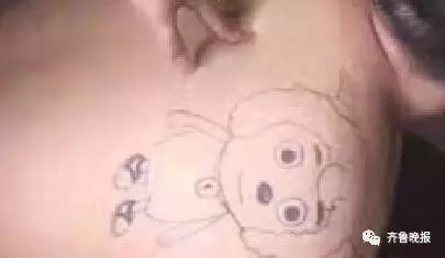 大哥：我让纹身师给我纹个聪明机灵的，万万没想到.png