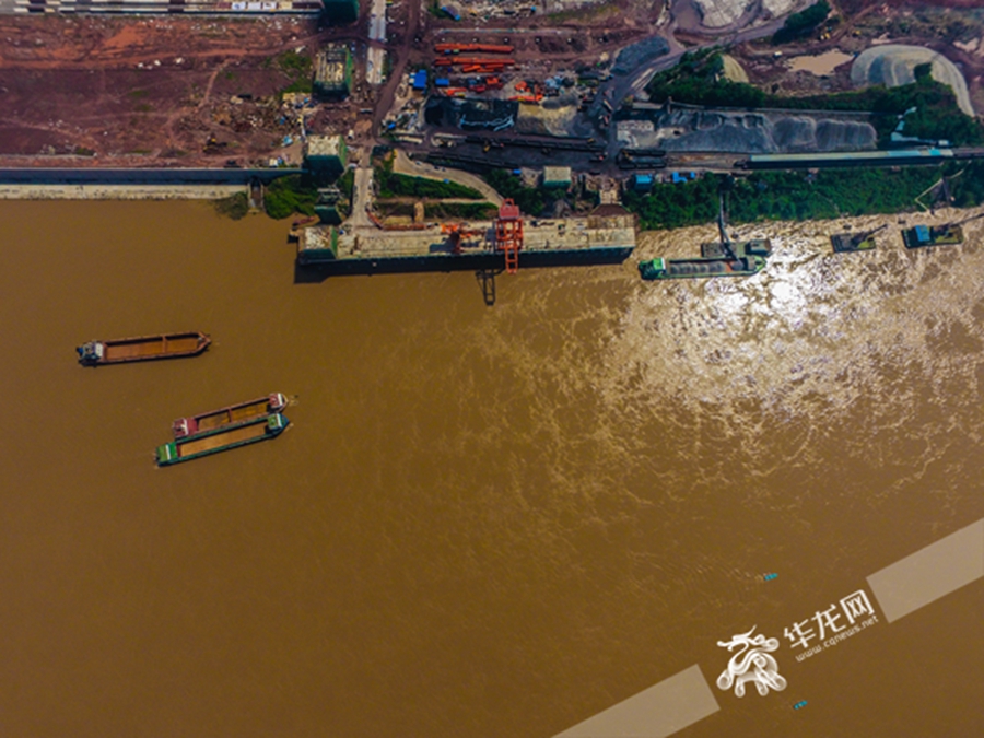 点击图片浏览更多精彩内容