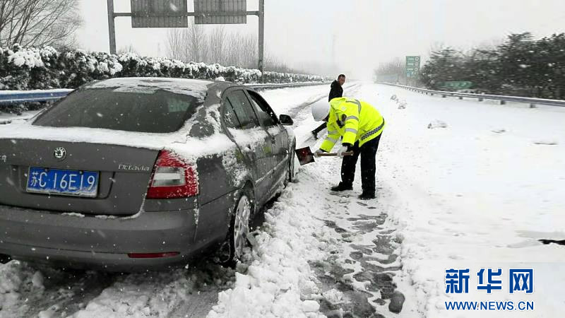 中央地方频频出招确保人民群众过上“暖生活” 中央地方频频出招确保人民群众过上“暖生活”
