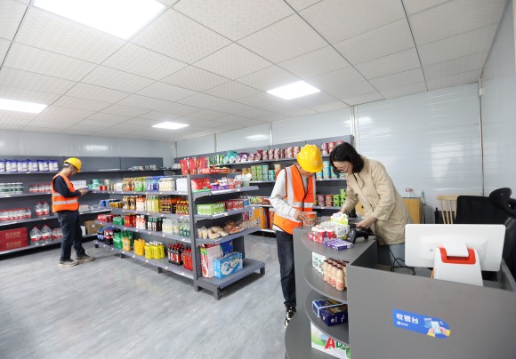 鹿角隧道项目部积分超市。重庆城投建设公司供图 华龙网发