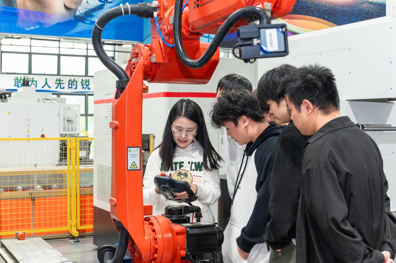 c670a139e2e34f8badbd8bad68bb92f7_wh1266x842.jpg c670a139e2e34f8badbd8bad68bb92f7_wh1266x842.jpg