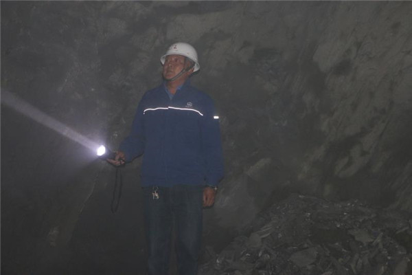 【中国梦•大国工匠篇】彭祥华:“半路出家”的“爆破王” 【中国梦•大国工匠篇】彭祥华:“半路出家”的“爆破王”