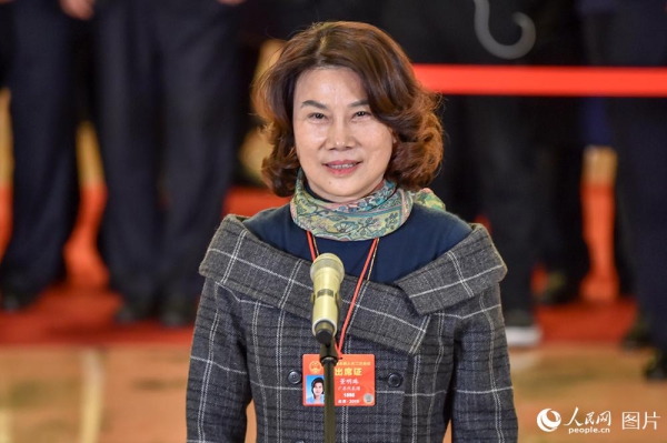 董明珠代表中国制造要走向世界核心问题是创新能力
