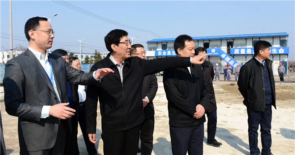 2016年4月18日在长春市宽城区海尔市场创新产业园调研