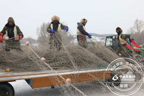 2017年长春石头口门水库冬捕开网 2017年长春石头口门水库冬捕开网