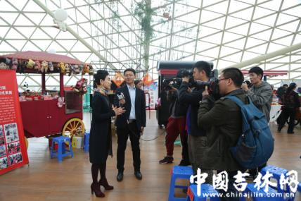 吉林市召开创业者相亲会 巧姐网姐女经纪人与创客双联姻15.jpg