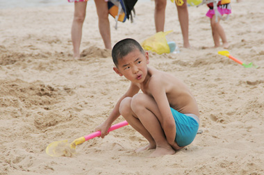 市民游客在环球名胜·凯旋王国水上乐园里嬉戏 市民游客在环球名胜·凯旋王国水上乐园里嬉戏