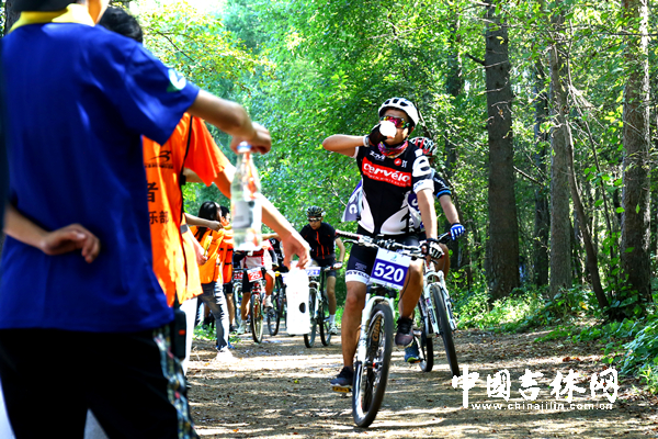 摄影:高福兴 (18)_副本.jpg