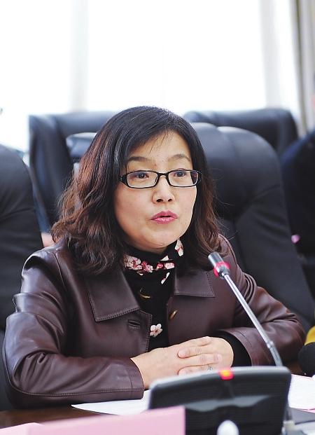 丁晓燕(吉林省社科院科研处处长,研究员)