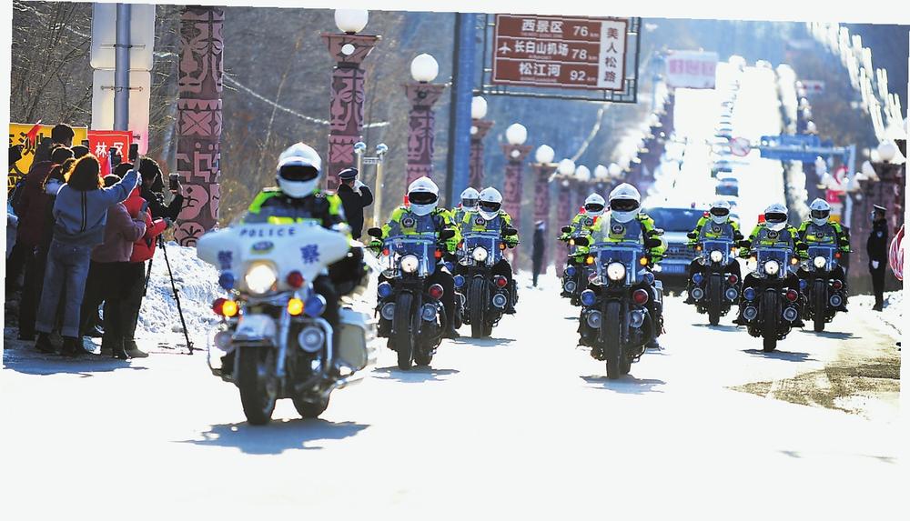 我省支援湖北医疗队首批返吉队员凯旋侧记