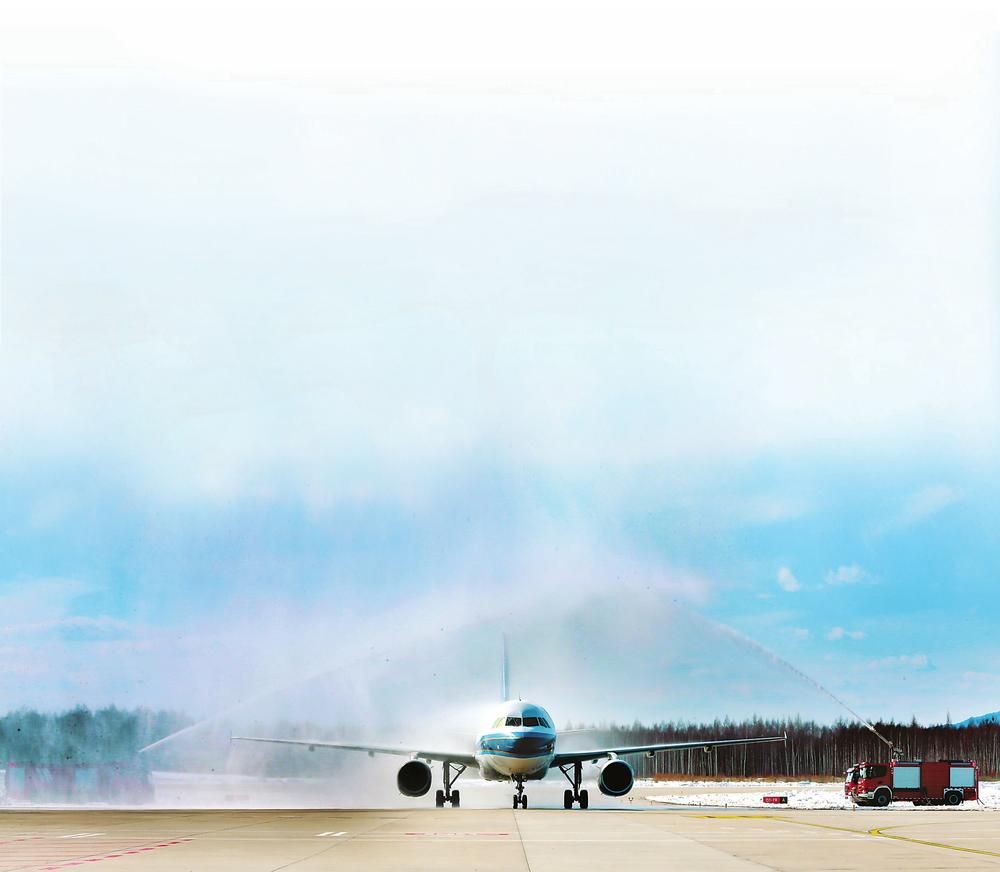 我省支援湖北医疗队首批返吉队员凯旋侧记