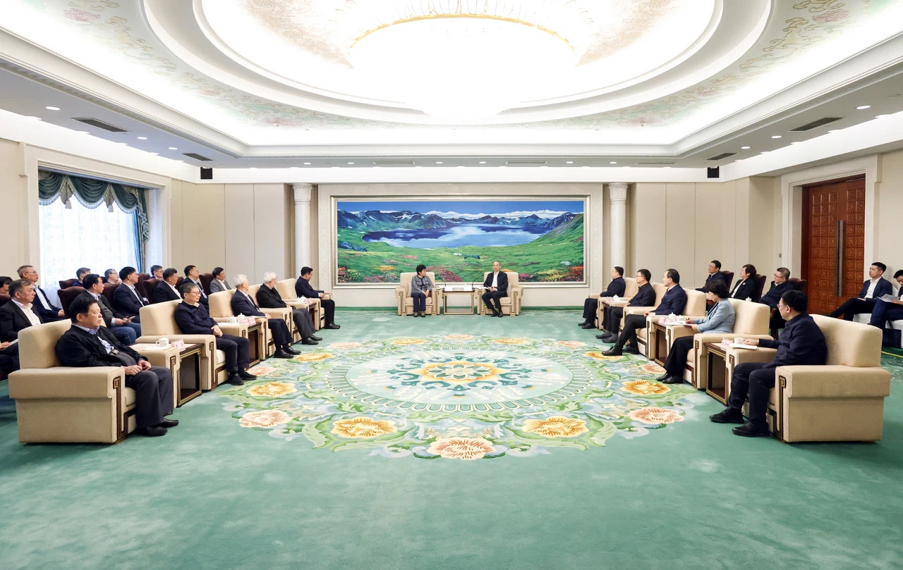 09db972d903f6508e1a05a381cd6ada.jpg 09db972d903f6508e1a05a381cd6ada.jpg