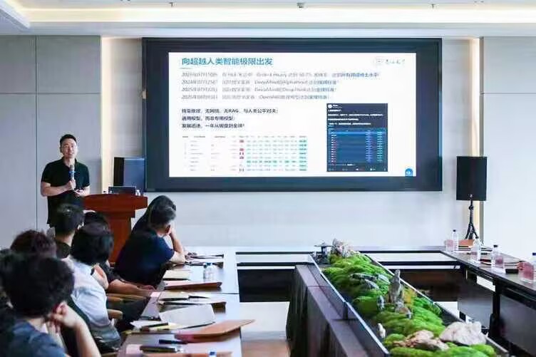 8CC9B3F69185A7D56EA9631C13CCEFE0.jpg 8CC9B3F69185A7D56EA9631C13CCEFE0.jpg