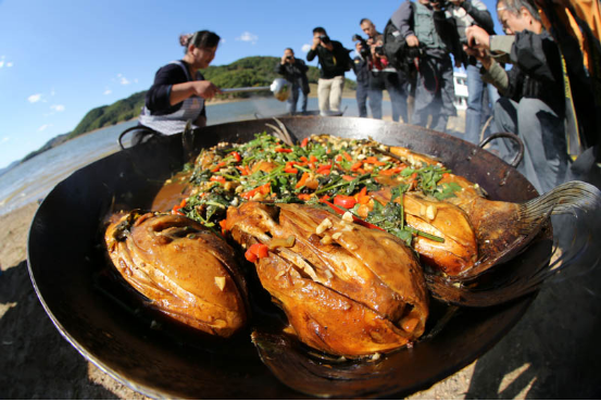 活鱼.png 活鱼.png