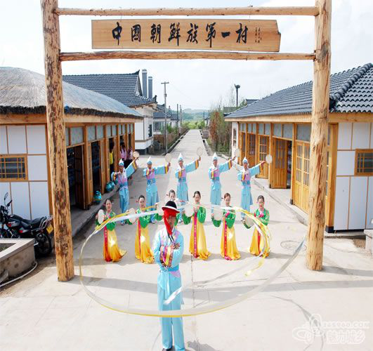 安图红旗朝鲜族民俗村.png 安图红旗朝鲜族民俗村.png