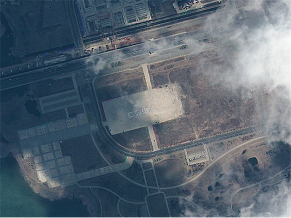 地面40辆奥迪A3玩快闪 “吉林一号”来拍照 地面40辆奥迪A3玩快闪 “吉林一号”来拍照