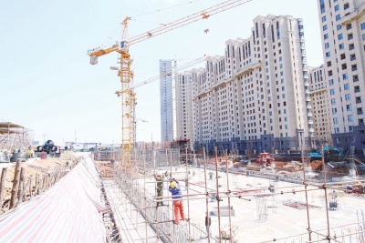 正在加快建设的合众国际商务广场.jpg 正在加快建设的合众国际商务广场.jpg