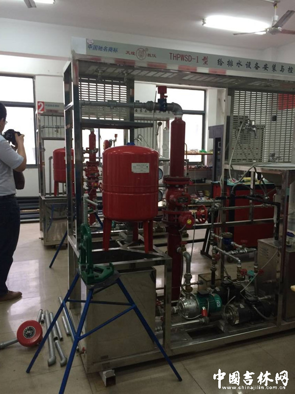 给排水实训教室 给排水实训教室