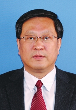 张旗威.jpg 张旗威.jpg