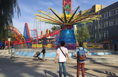 儿童公园.jpg 儿童公园.jpg