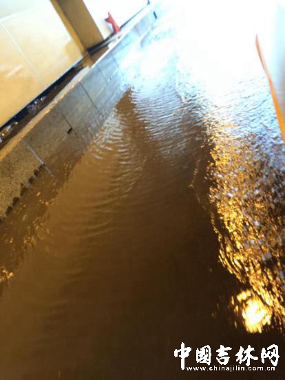 卫星路地下隧道反水