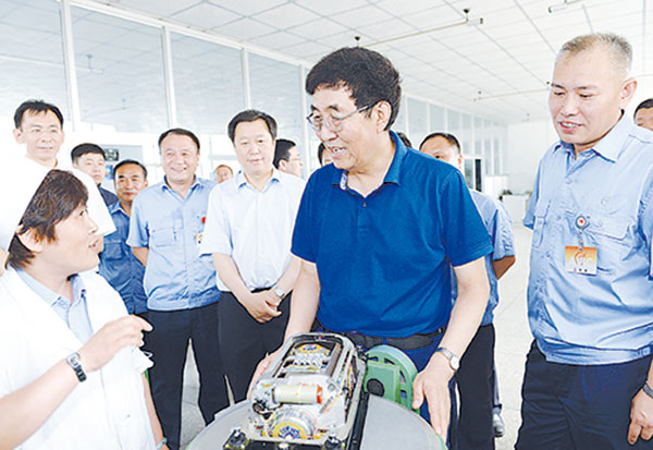 巴音朝鲁在吉林市调研 巴音朝鲁在吉林市调研