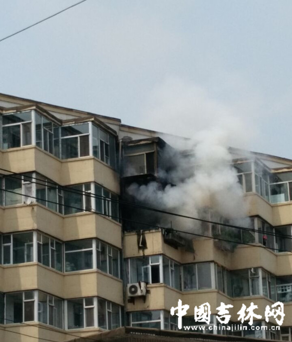 起火的楼层.jpg 起火的楼层.jpg